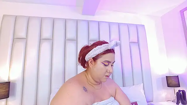 XXX chat uživo modela aandreaperez