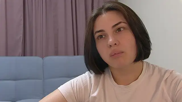 Živý XXX chat AdrianaToress