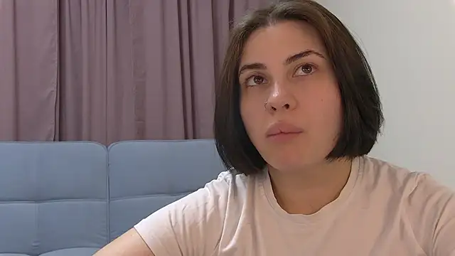 Chat XXX en directo de AdrianaToress