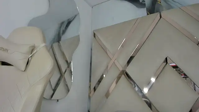 honeyhtx 现场XXX聊天