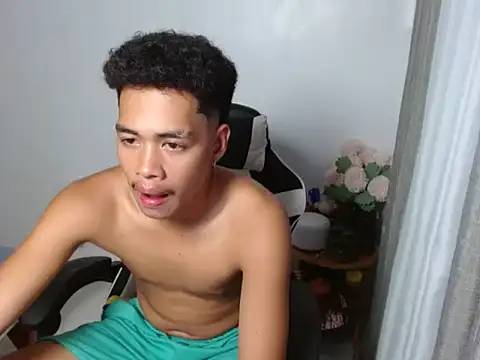 curlyasian_njxx Pertunjukan Webcam