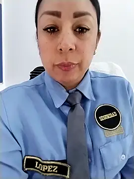 Cristal_Security-1's Live XXX Chat