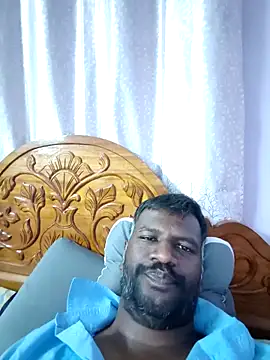 Chat +18 de Paramkeerthi ao vivo