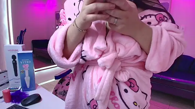 Miia__owens Adlı Modelin Canlı XXX Sohbeti