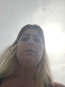 NikkiBlisss Chat XXX in diretta