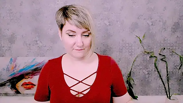Djullia Live XXX-chat