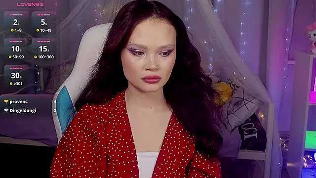 EmilyChaves: онлайн-секс-чат