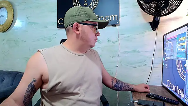 maximo_daddy Pertunjukan Webcam