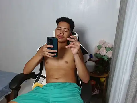 curlyasian_njxx Chat XXX in diretta