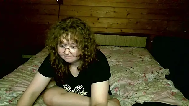 Sara_del_Sun Adlı Modelin Canlı XXX Sohbeti