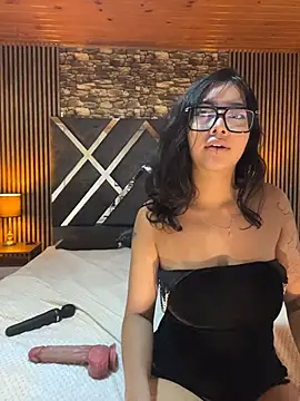 Chat +18 de Amy_channel ao vivo