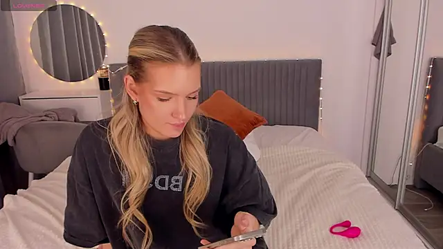 CassieRayss 现场XXX聊天