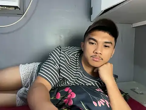 pinoyAdrianneXXX 在線直播表演