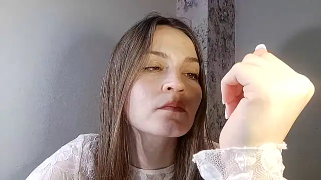IsisCora Webcam Show
