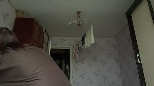 Chatroom XXX en direct de SofiaOops_1