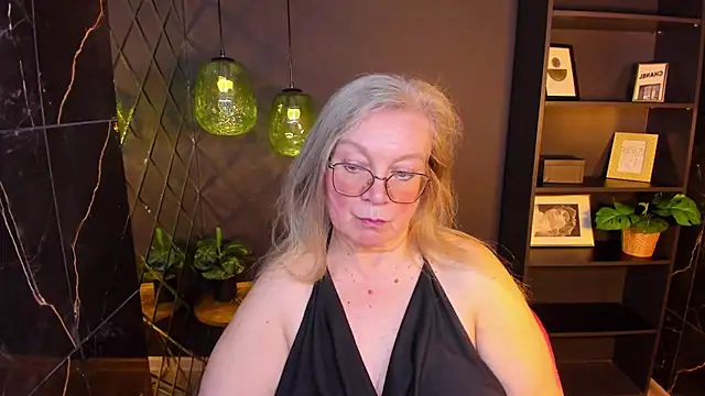 NataliMellow Webcam Show