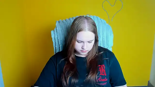 Онлайн чат XXX Kitty_Mia_Kitty