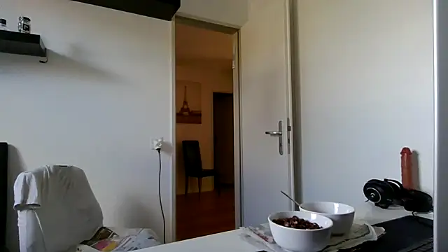 alpha-hunk Live XXX Chat