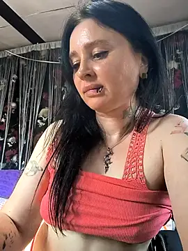 Онлайн чат XXX KikiXRed