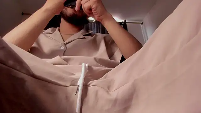 s_sven03 Adlı Modelin Canlı XXX Sohbeti