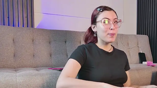 Czat XXX na żywo – Kitty_nana_