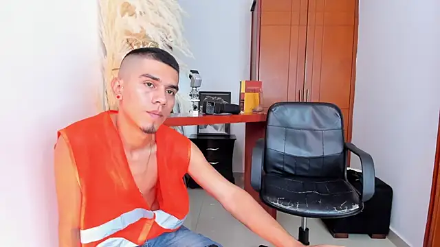 Chat +18 de your_d0ll1 ao vivo