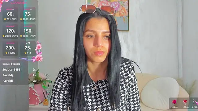 Sarabecker live XXX chat