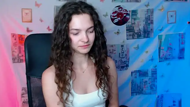 _SusieSu_ Adlı Modelin Canlı XXX Sohbeti