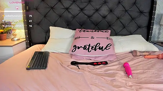 valentina__desire: απευθείας συνομιλία ΧΧΧ