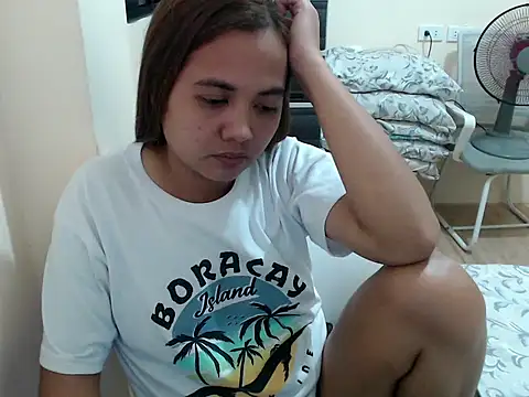 xTheLastVIRGINx's Live XXX Chat