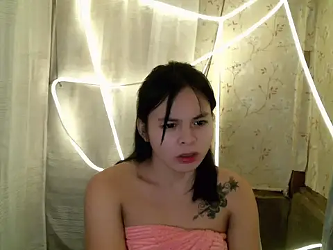 kera_metina Webcam show