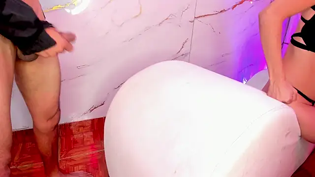 Онлайн чат XXX AmazingOrgasm