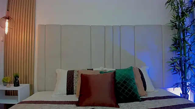 Victoria_Rosee's Live XXX Chat