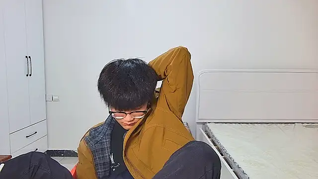 KK-cuteboy Show Webcam