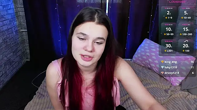Chat +18 de Kacey_Love ao vivo