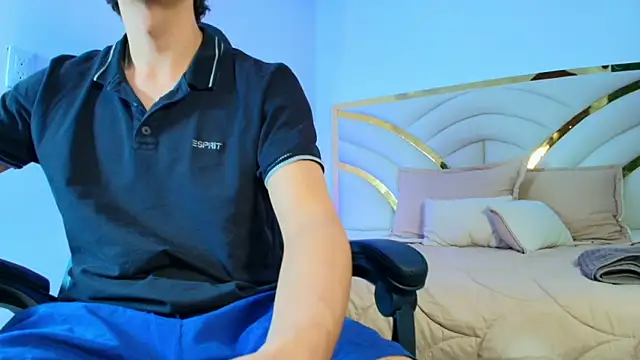 Show de Milo_Storm na webcam