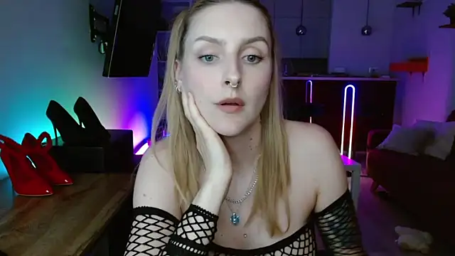Онлайн чат XXX illusorycat