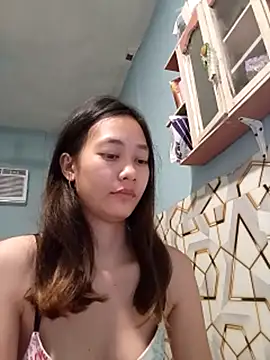 urnaughty_creamypie's Live XXX Chat
