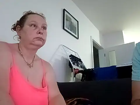 Czat XXX na żywo – Jahudka47