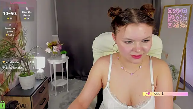 Živý XXX chat serinella_