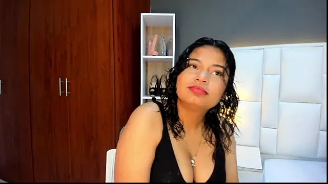 yeral2017 Chat XXX in diretta