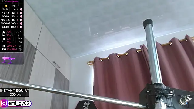 emilyn_grey1 élő XXX-chatje