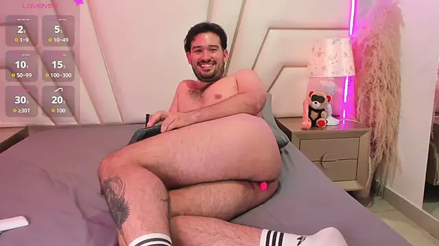 AdrianSith Live XXX Chat