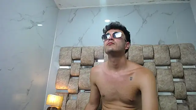 KathyAiden Pertunjukan Webcam