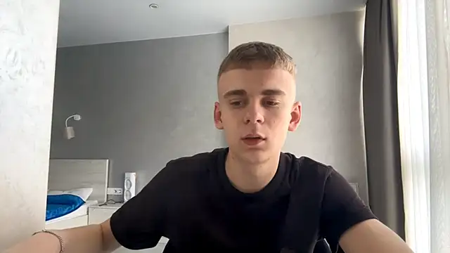 Вебкам-шоу SoloFury