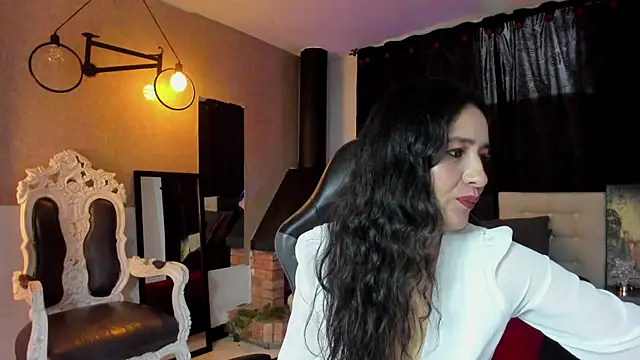 Vicky_Angeel Chat XXX in diretta