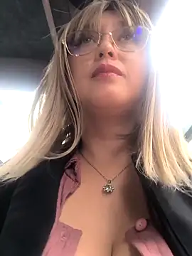 Katy__A live XXX chat