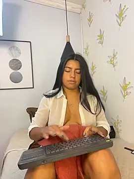 Živý XXX chat Laia_white