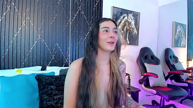 Bonnie_Rider Show in webcam