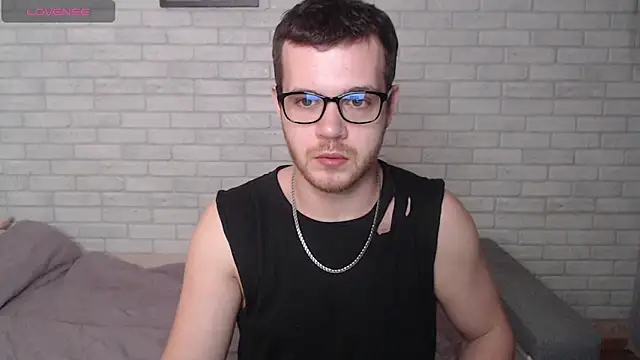Alexxx_horny Show in webcam